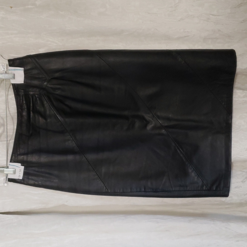 Leather skirt size 9/10 B.B.Dakota